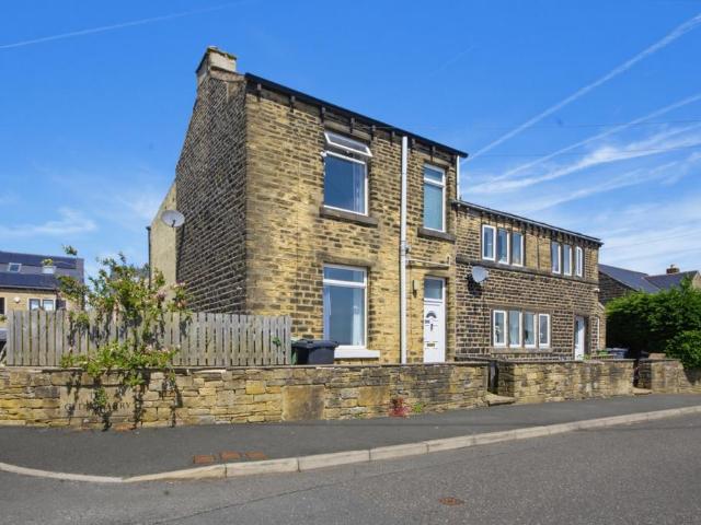 House for sale in Scapegoat Hill, West Yorkshire