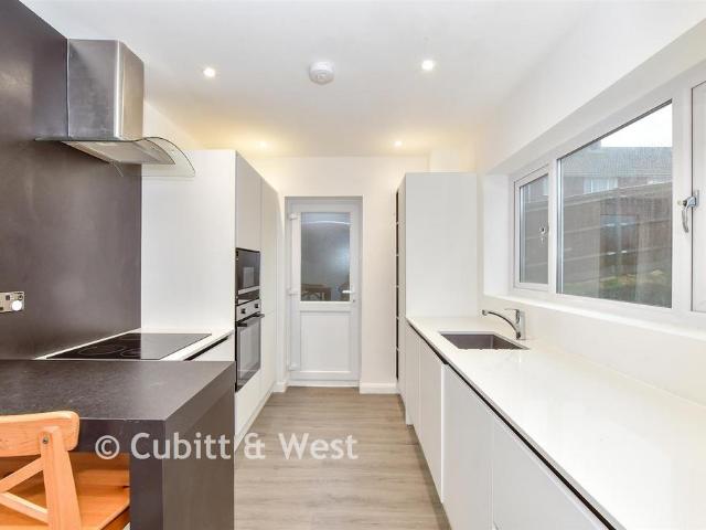 House for sale in Widley, Spring Vale