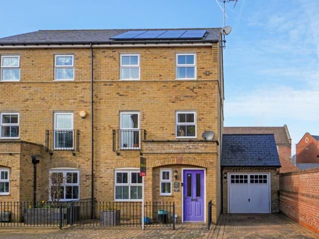House for sale in Duton Hill, Essex