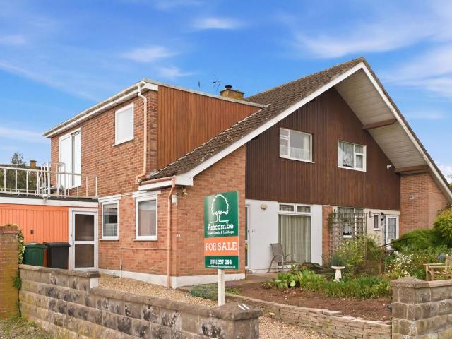 House for sale in Worle, Weston-super-mare