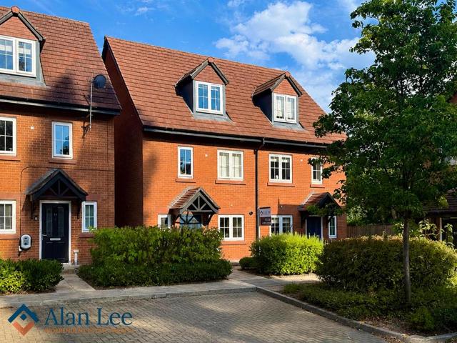 House for sale in Bollinbrook, Macclesfield