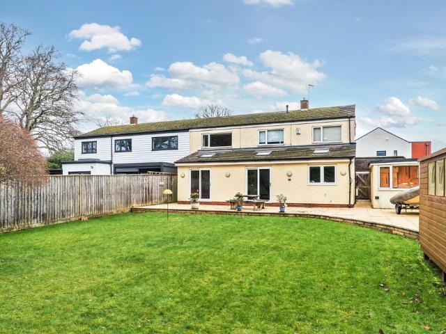 House for sale in Watergate, Devon