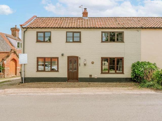 House for sale in Comers, Norfolk
