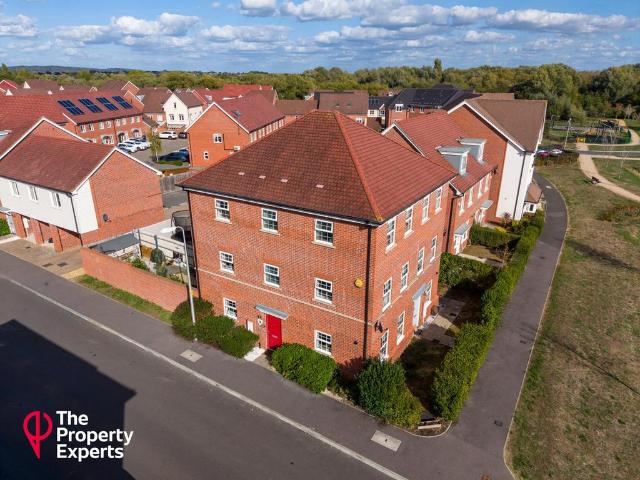House for sale in Woodley, Wokingham