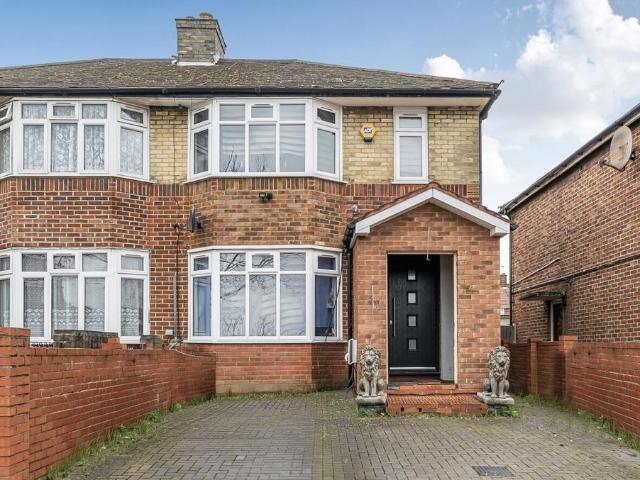 House for sale in Greater London