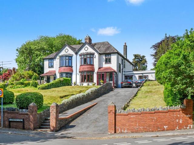House for sale in Nangreaves, Wales