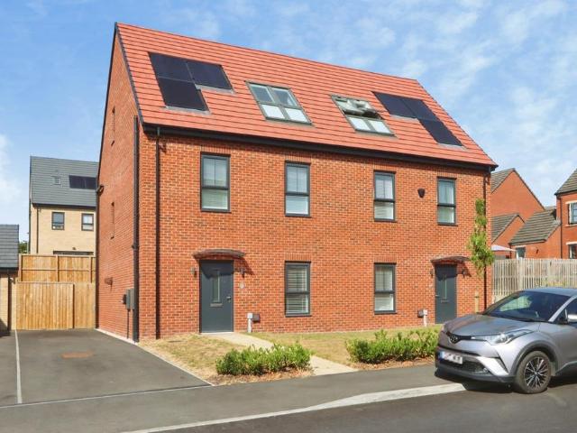 House for sale in Kiveton Park, South Yorkshire