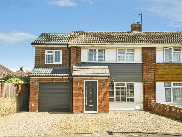 House for sale in Walcot West, Rodbourne
