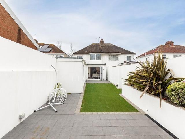 House for sale in Hornsey, Greater London