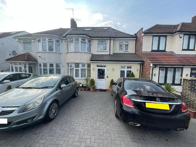 House for sale in Clayhall, Greater London