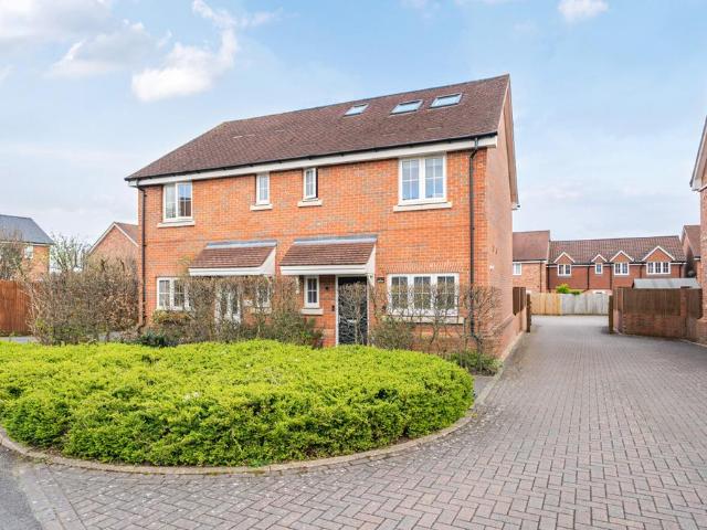 House for sale in Bolton Low Houses, Hampshire