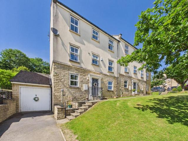 House for sale in Keighley, West Yorkshire