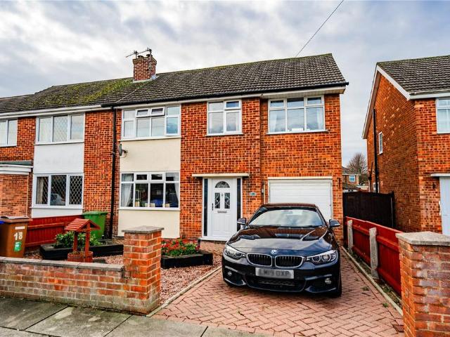House for sale in Scartho, North East Lincolnshire