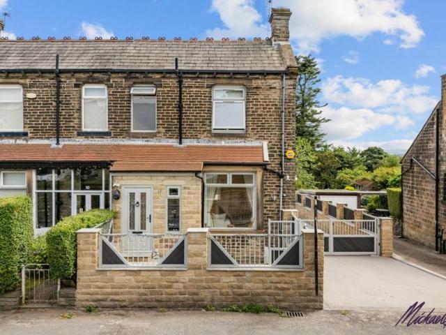 House for sale in Shelf, West Yorkshire
