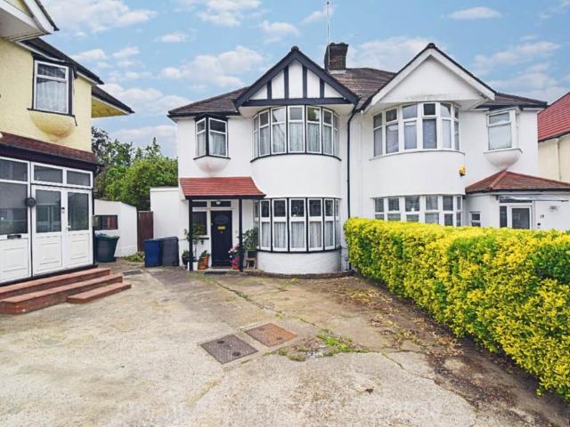 House for sale in Hendon, Greater London