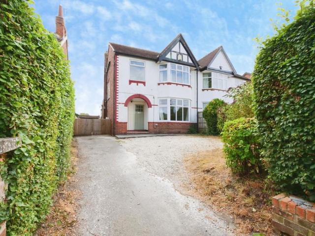 House for sale in High Field, York