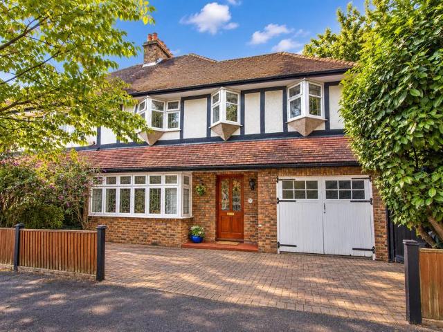 House for sale in Wallington, Greater London
