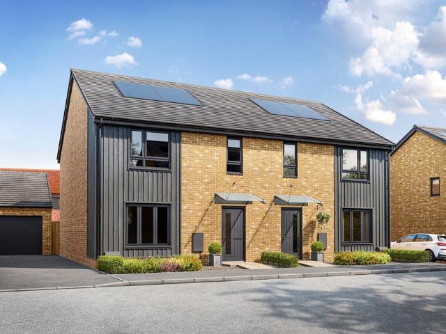 House for sale in Worcester Park Estate, Monks Orchard