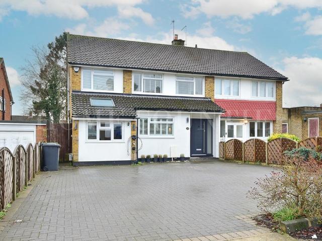 House for sale in Potters Bar, Hertfordshire