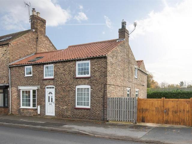 House for sale in Rillington, North Yorkshire