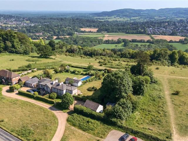 House for sale in Pachesham Park, Surrey