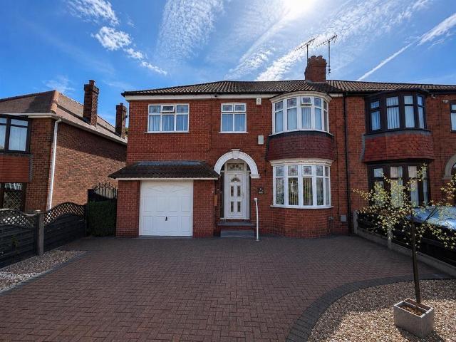 House for sale in Adwick Le Street, South Yorkshire