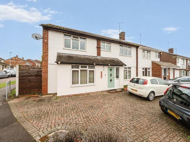 House for sale in Dunstable, Bedfordshire