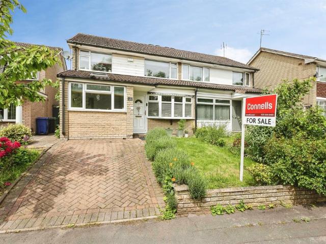 House for sale in Halesowen, West Midlands