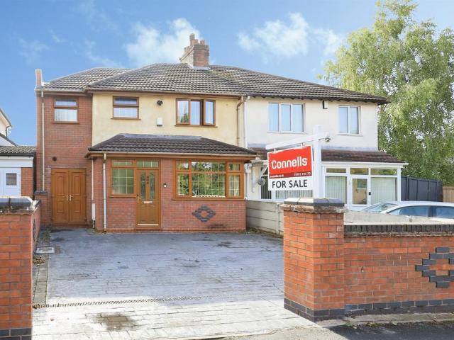 House for sale in Fallings Park, Park Village