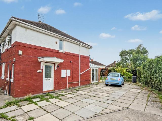 House for sale in High Field, York