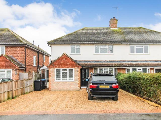 House for sale in Burstow, Hillview