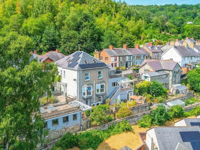 House for sale in Glyn Ceiriog, Wales