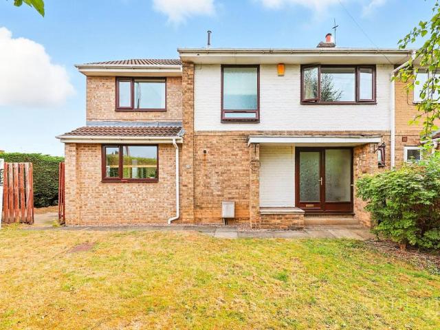 House for sale in Crofton, West Yorkshire