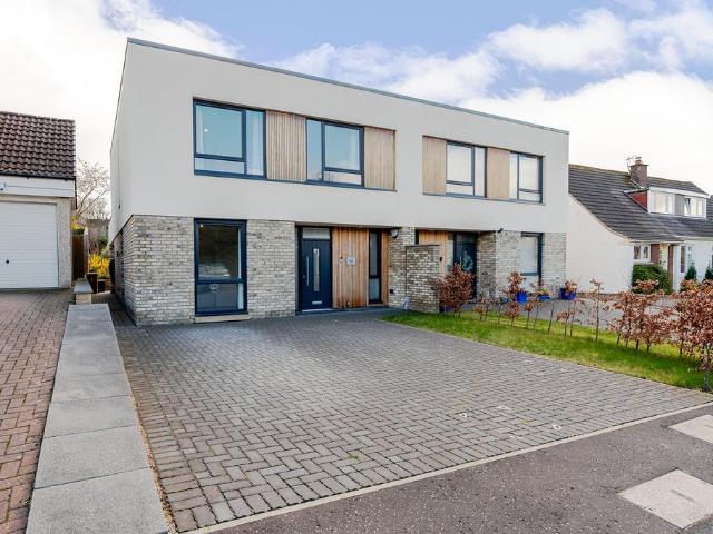 House for sale in Barnton, Scotland
