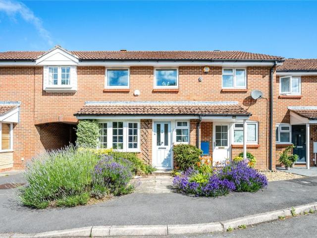 House for sale in Littlecote, West Sussex