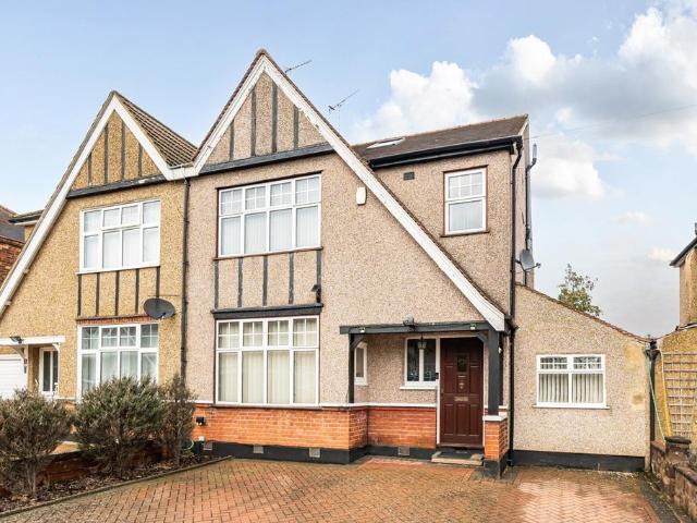 House for sale in Lane, Greater London