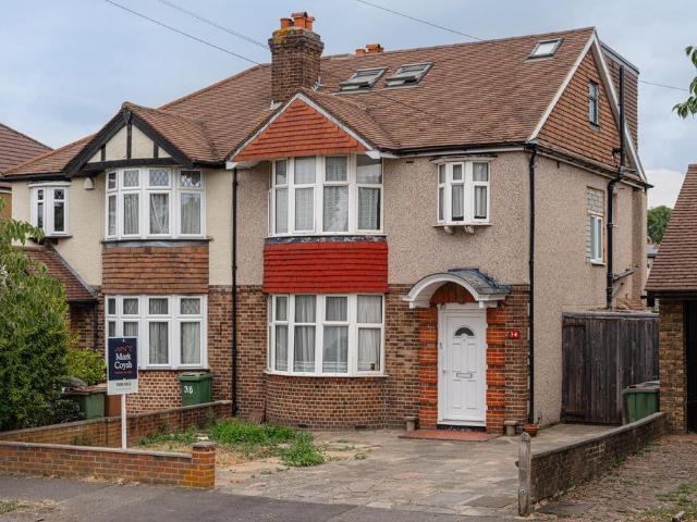 House for sale in Worcester Park, Greater London