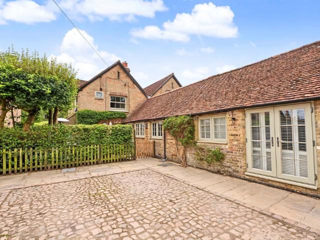 House for sale in Pouchen End, Hertfordshire