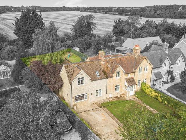 House for sale in South Leigh, Black Bourton