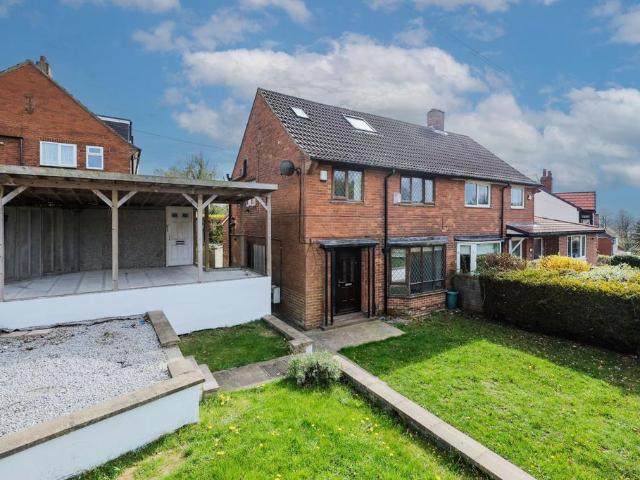 House for sale in Cookridge, West Yorkshire