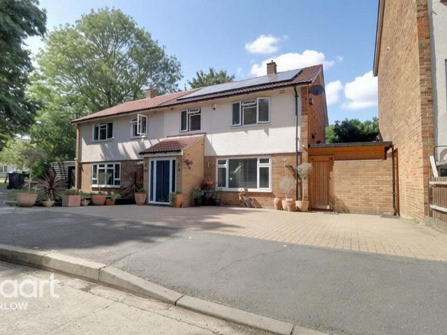 House for sale in Mark Hall South, Harlow