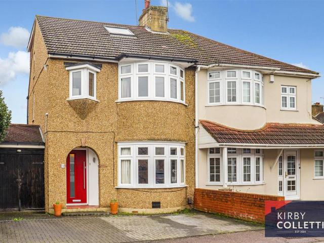 House for sale in Broxbourne, Hertfordshire