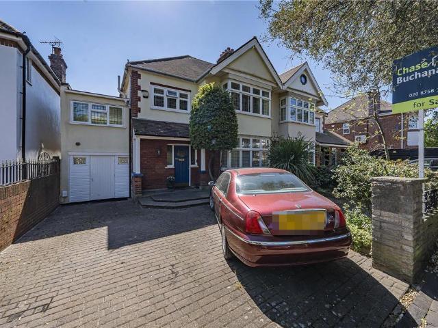 House for sale in London Borough of Hounslow, Spring Grove