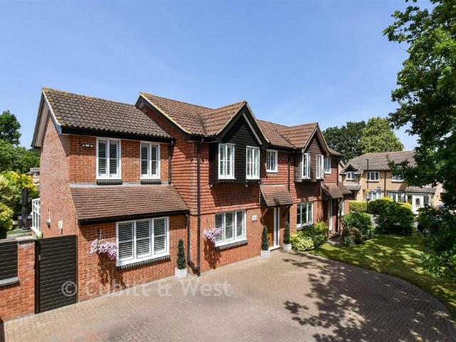 House for sale in London Borough of Croydon, Greater London