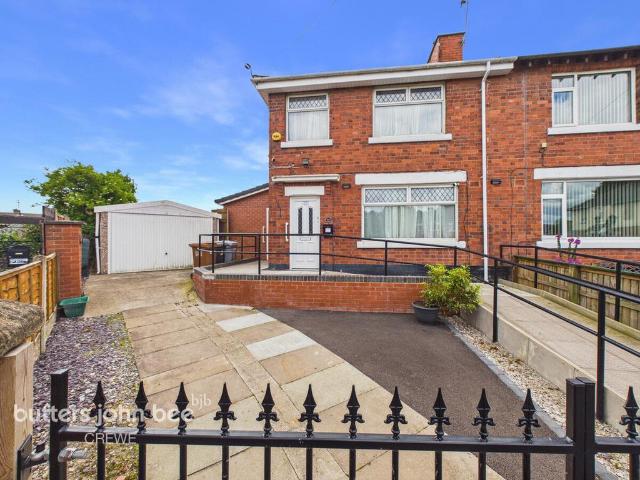 House for sale in Hammond Street