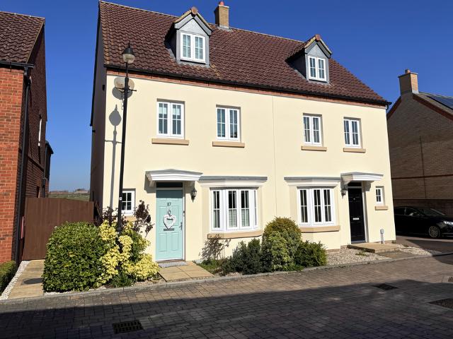House for sale in Lower Stondon, Bedfordshire