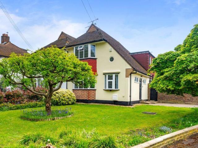 House for sale in West Ewell, Ewell