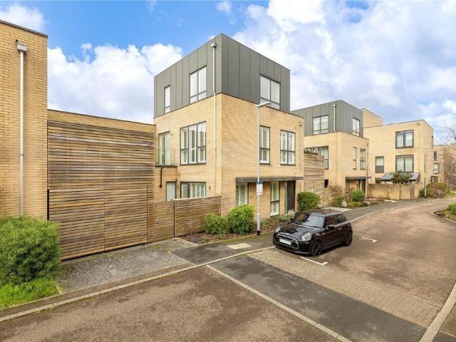 House for sale in Arbury, Cambridgeshire