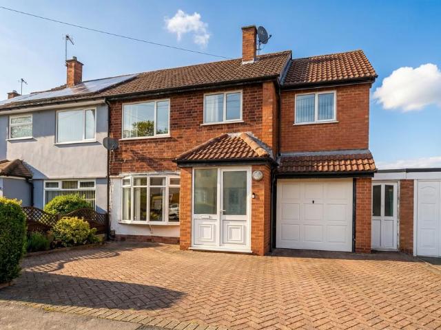 House for sale in Solihull Lodge, West Midlands