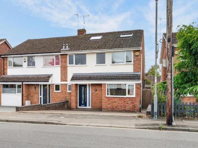 House for sale in Leighton-Linslade, Leighton Buzzard